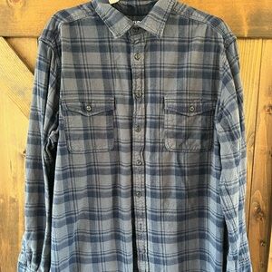 Mossimo Supply Co. Blue Checkered Button Down Shirt